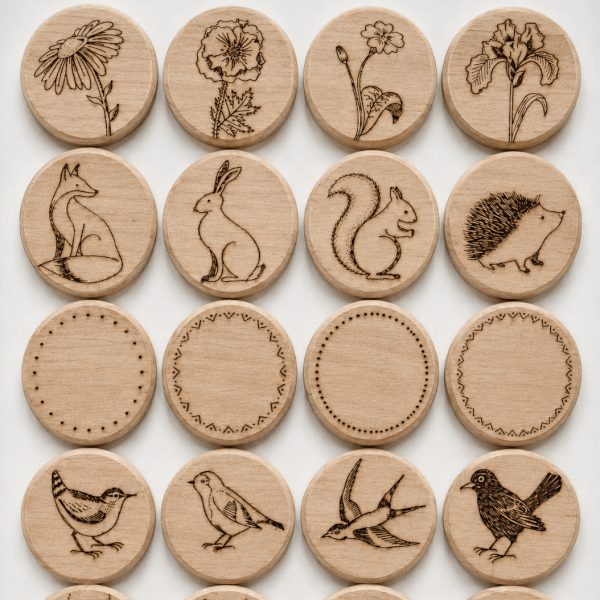 Pyrography Workshop: Coasters, photographed by Common Room Social Workshops