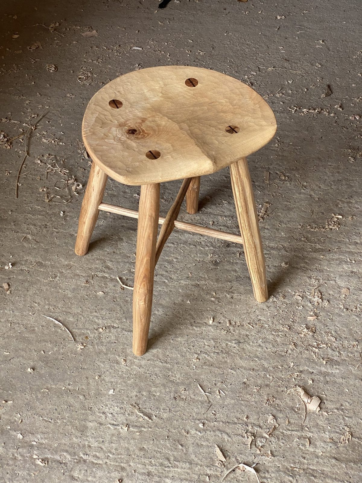 Saddle top stool course, photographed by Ambrosevevers